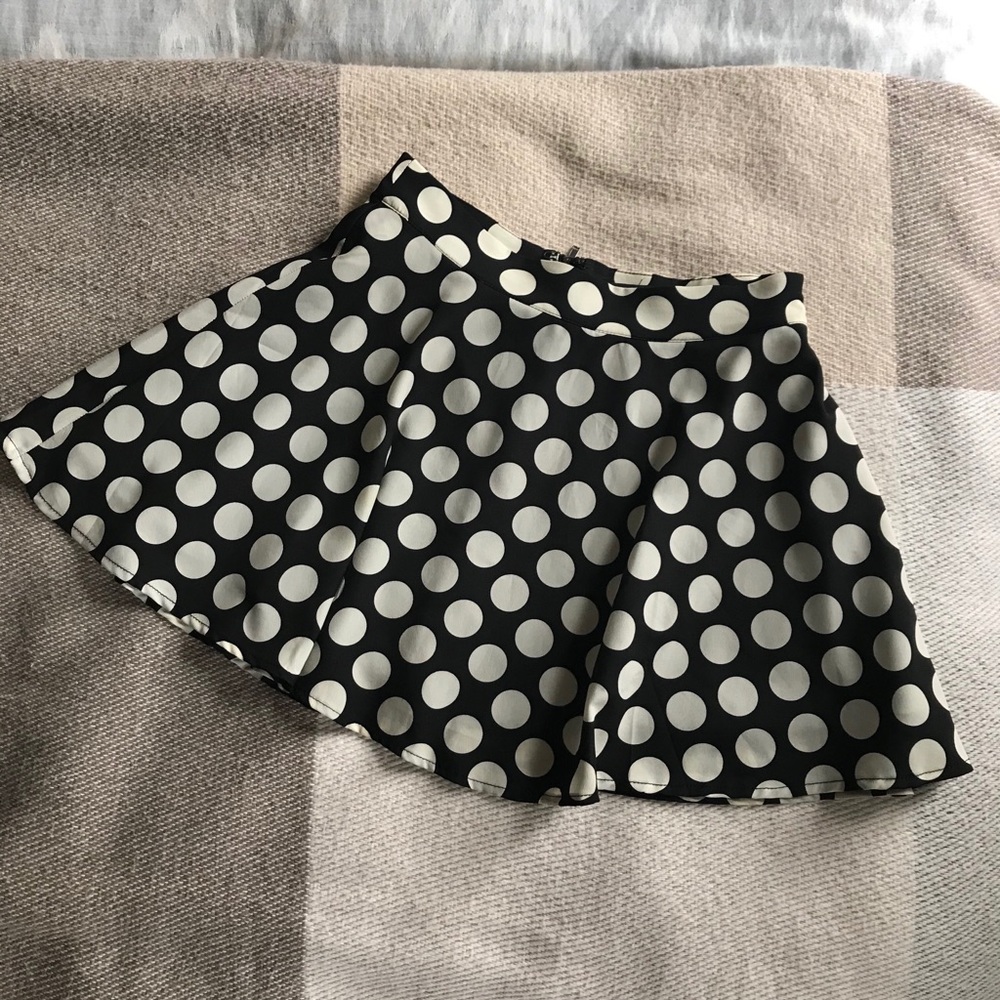 Forever 21 mini swing skirt